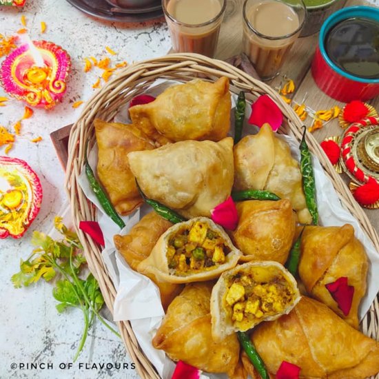 Tandoori Paneer Samosa