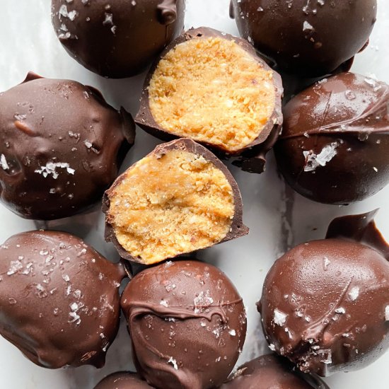 Healthy Peanut Butter Balls