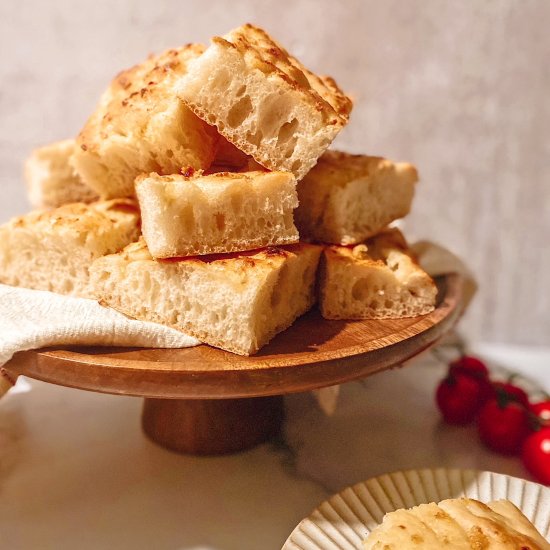 Lebanese Garlic Talami Bread