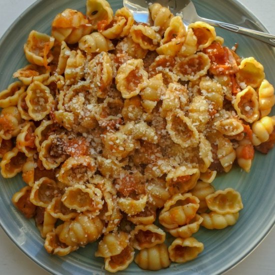 Tomato and Bacon Pasta Shells