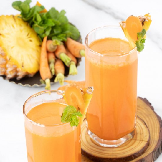 Easy Carrot Orange Pineapple Juice