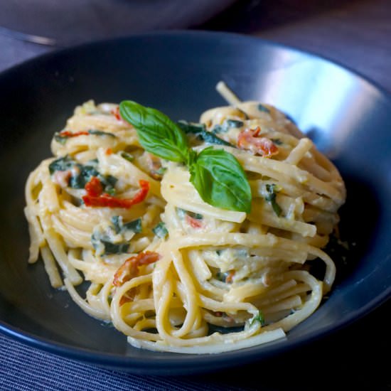 Creamy Vegan Leek Pasta