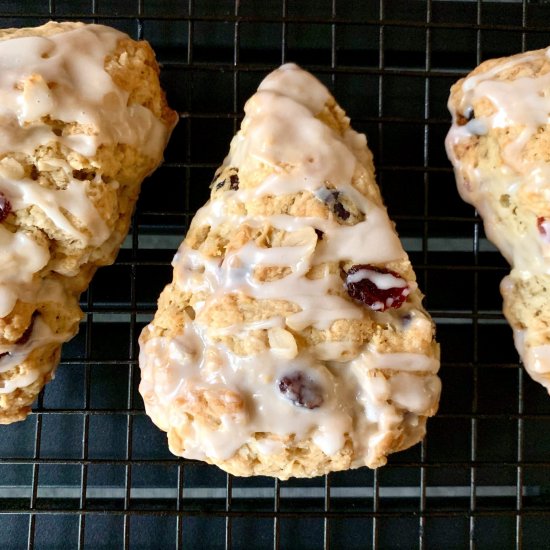 Vegan Cranberry Oatmeal Scones