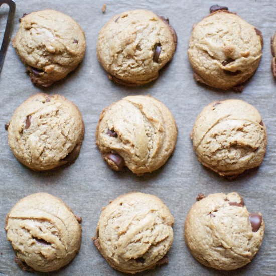 flourless pb chocolate chip cookies