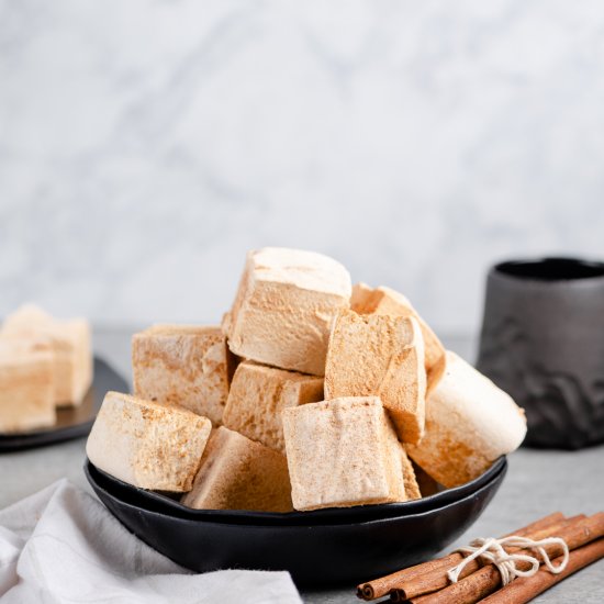 Homemade Snickerdoodle Marshmallows