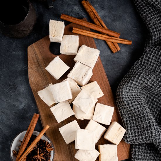 Homemade Gingerbread Marshmallows