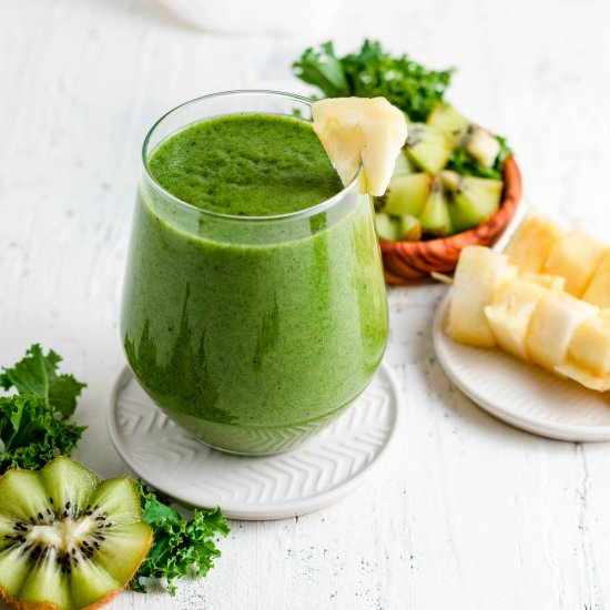 Kale Pineapple Smoothie