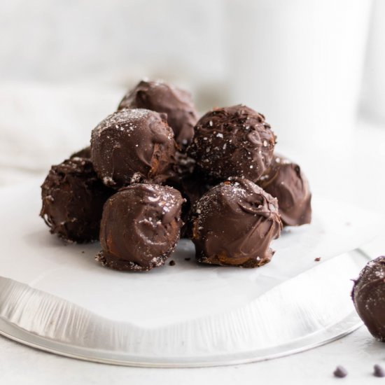 No Bake Chocolate Truffles