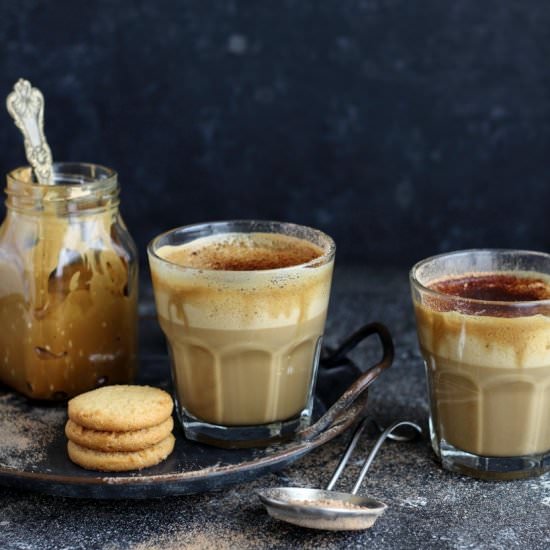 frothy indian coffee ( cappuccino )