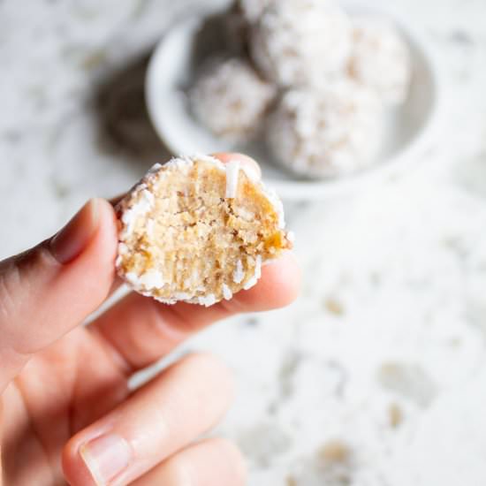 Coconut Collagen Bliss Balls