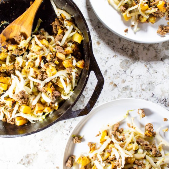 One-Pan Ground Beef Breakfast Hash