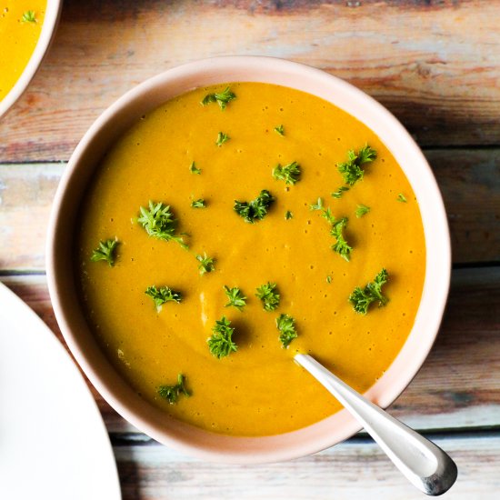 Curried Squash Lentil Apple Soup