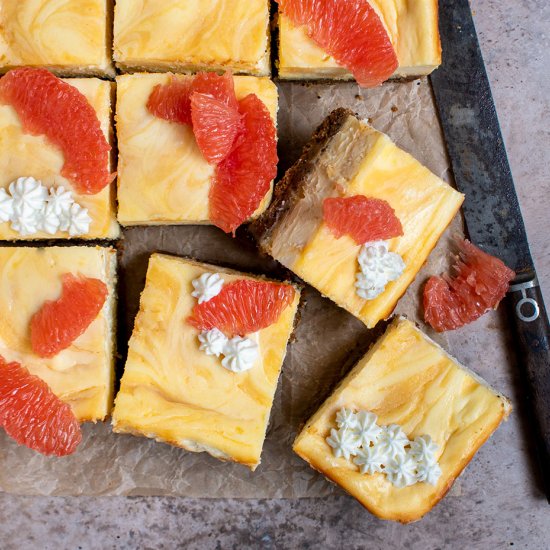 Grapefruit curd cheesecake bars