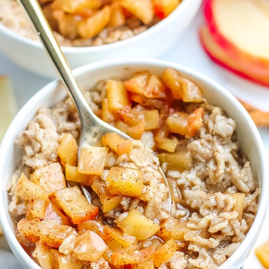 Apple Cinnamon Oatmeal