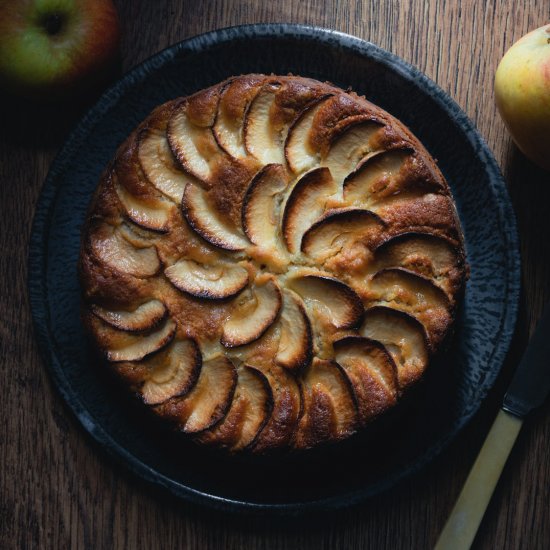 Torta di Mele: Italian Apple Cake