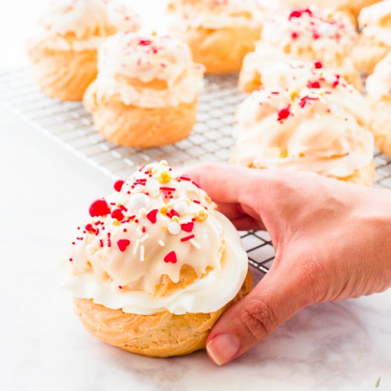 Cream Puffs (Bakery-Style)