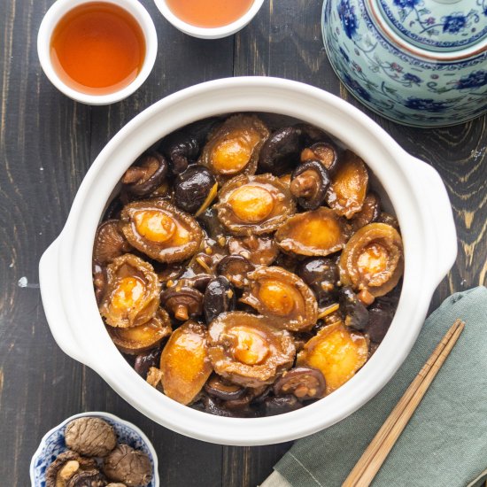 Braised Abalone with Mushrooms