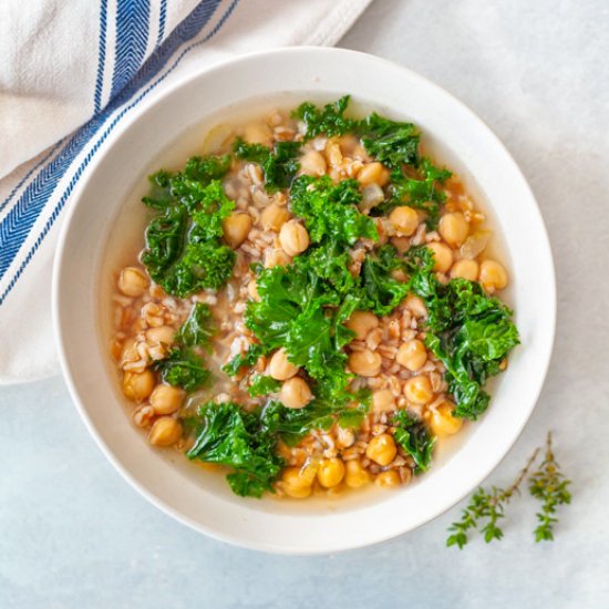 Instant Pot Farro & Chickpea Soup