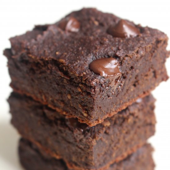 Amazing Vegan Date Brownies