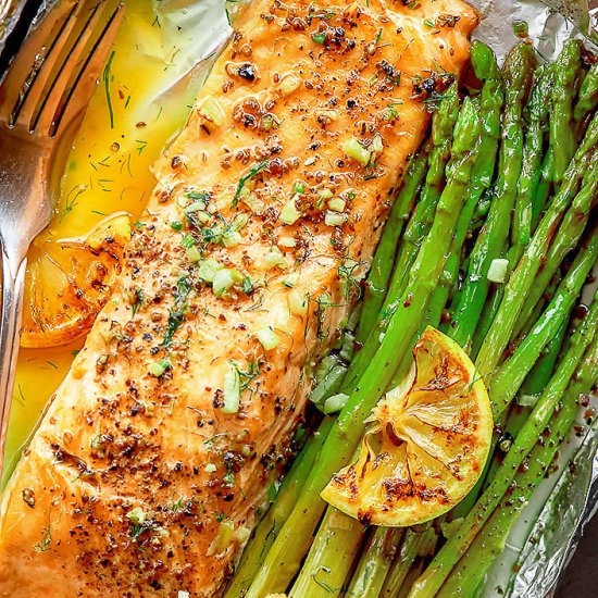 Salmon and Asparagus in Foil