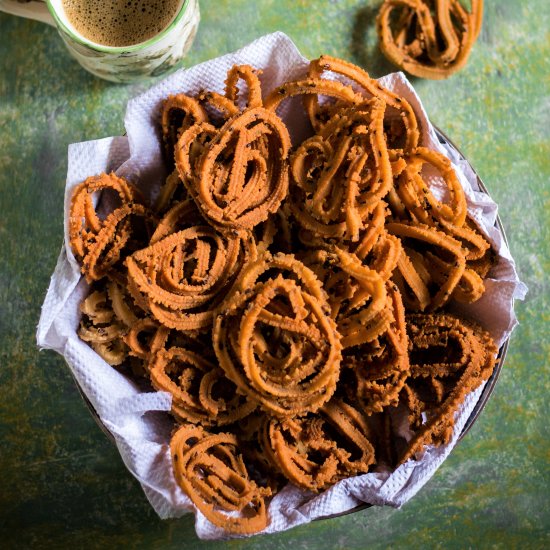 CASHEW MURUKKU / MUNDHIRI MURUKKU