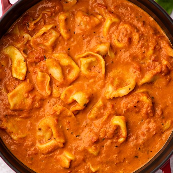 Tomato Tortellini Soup