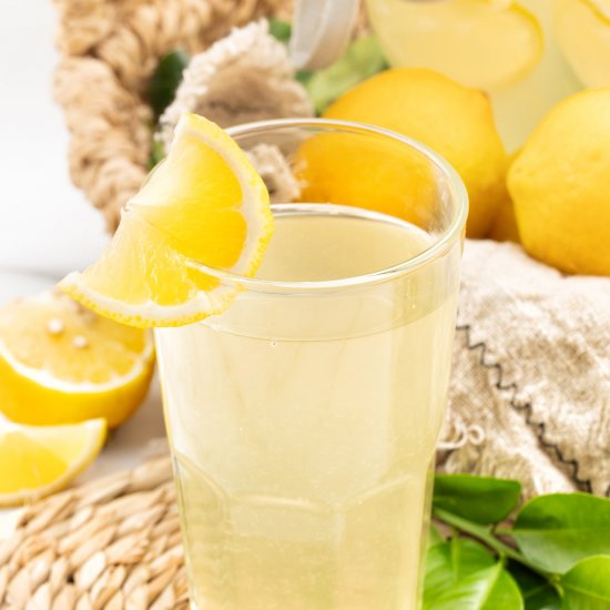 Healthy, Refreshing Lemonade Recipe