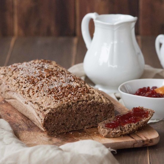 Protein bread with seeds