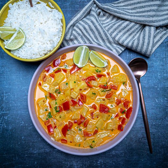 Vegan Thai Pineapple Curry