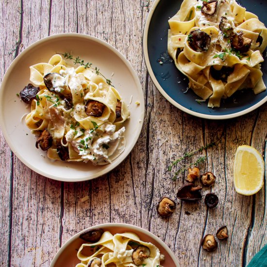 Creamy Garlic Mushroom Pasta