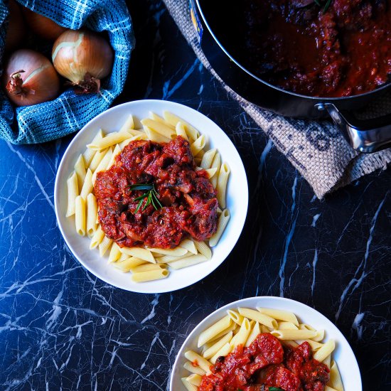 vegan mushroom tomato ragú