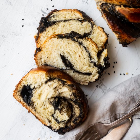 Black Sesame Babka