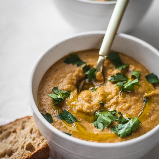 Smoky Cauliflower Lentil Soup