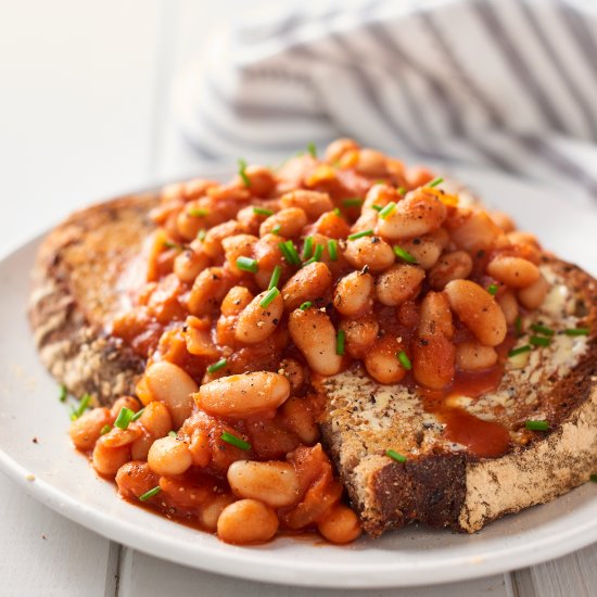 Easy Homemade Vegan Baked Beans