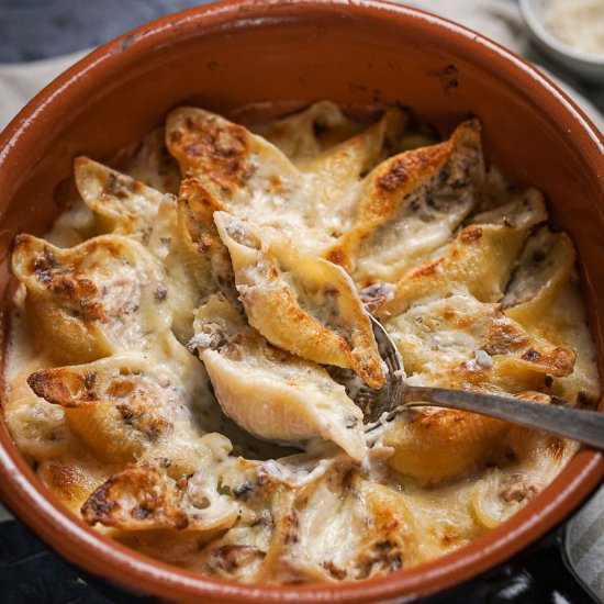 Mushroom and Ham Stuffed Shells