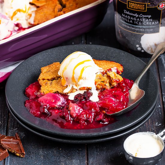 Pear, Berry and Chocolate Cobbler