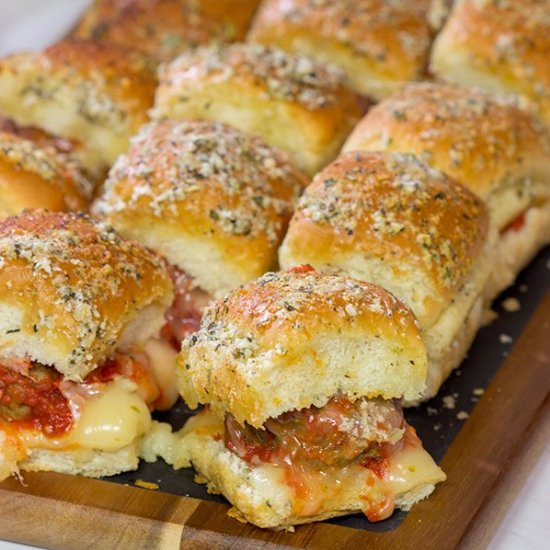 Pull Apart Meatball Sliders