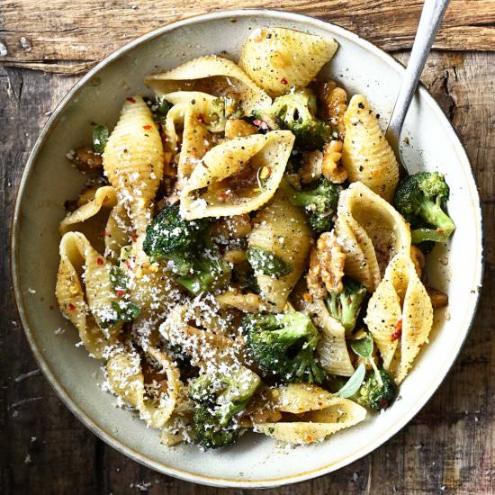 Brown Butter Broccoli Pasta