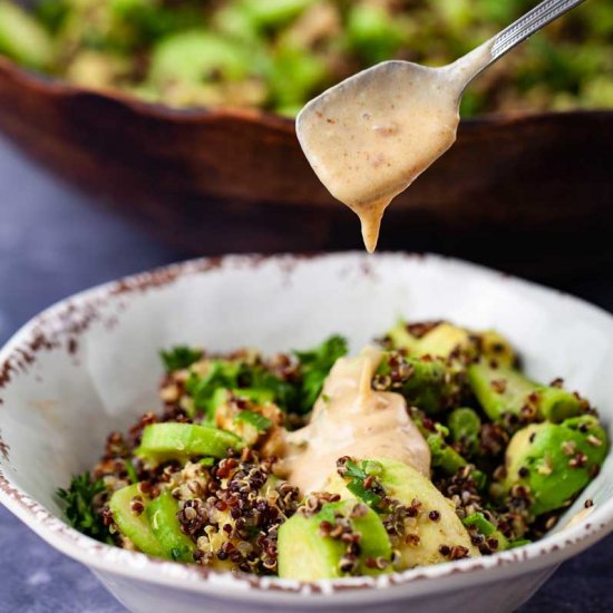 AVOCADO QUINOA SALAD