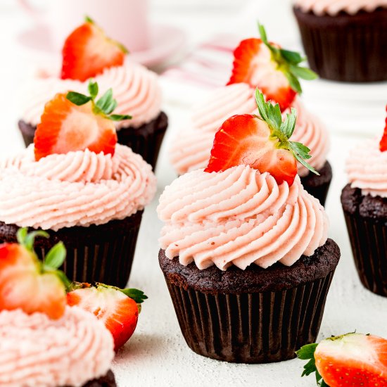 Chocolate Strawberry Cupcakes