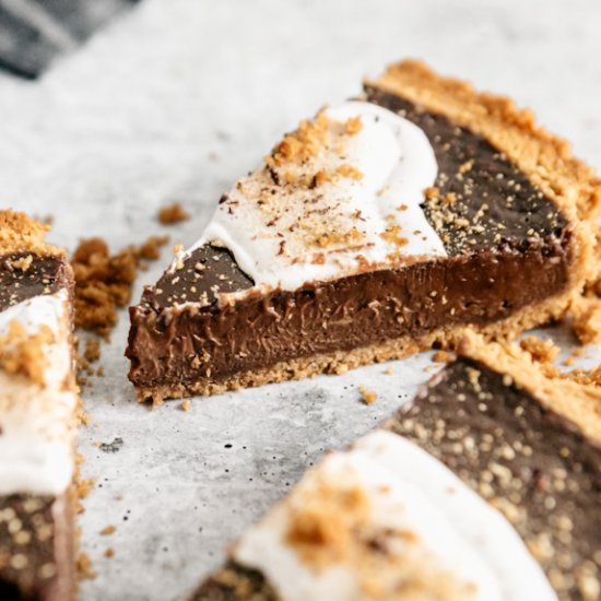 S’mores Chocolate Tart