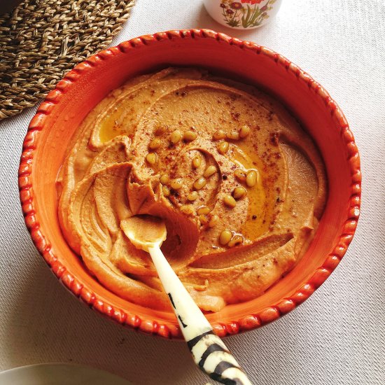 Roasted red bell pepper hummus