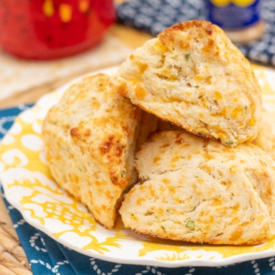 Chesapeake Cheddar & Chive Scones