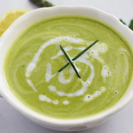 Creamy Asparagus and Pea Soup