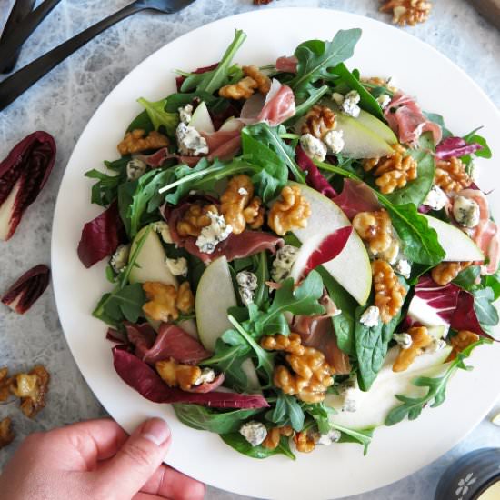 Pear & Bleu Cheese Salad