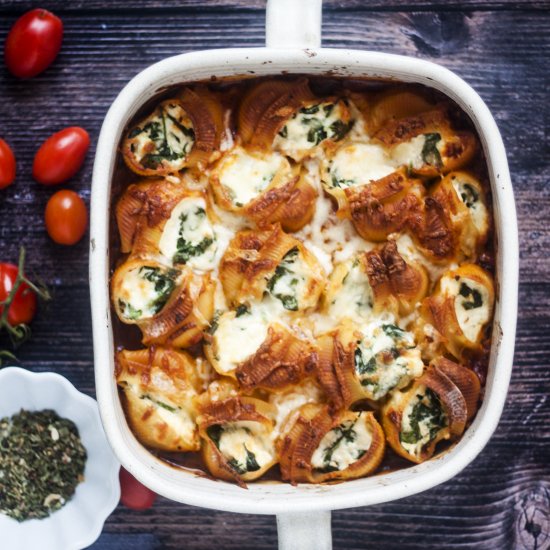 Ricotta and Spinach Stuffed Shells