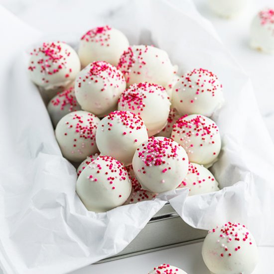 Red Velvet Cake Truffles