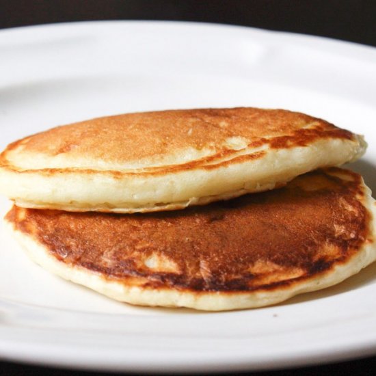 Fluffiest EASY Buttermilk Pancakes