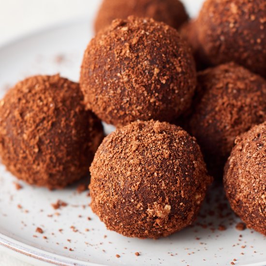 Chocolate Peanut Butter Bliss Balls