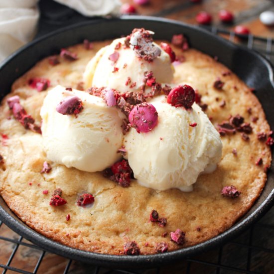 Valentine’s Skillet Blondie (For 2)